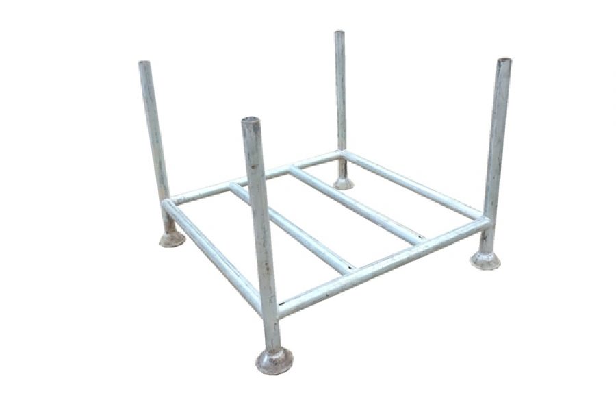 Stillages & Cage